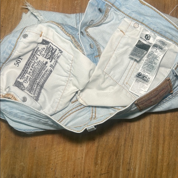 Levi's 501 Light Blue Denim Cutoff Shorts W27 Button Fly - Picture 5 of 8